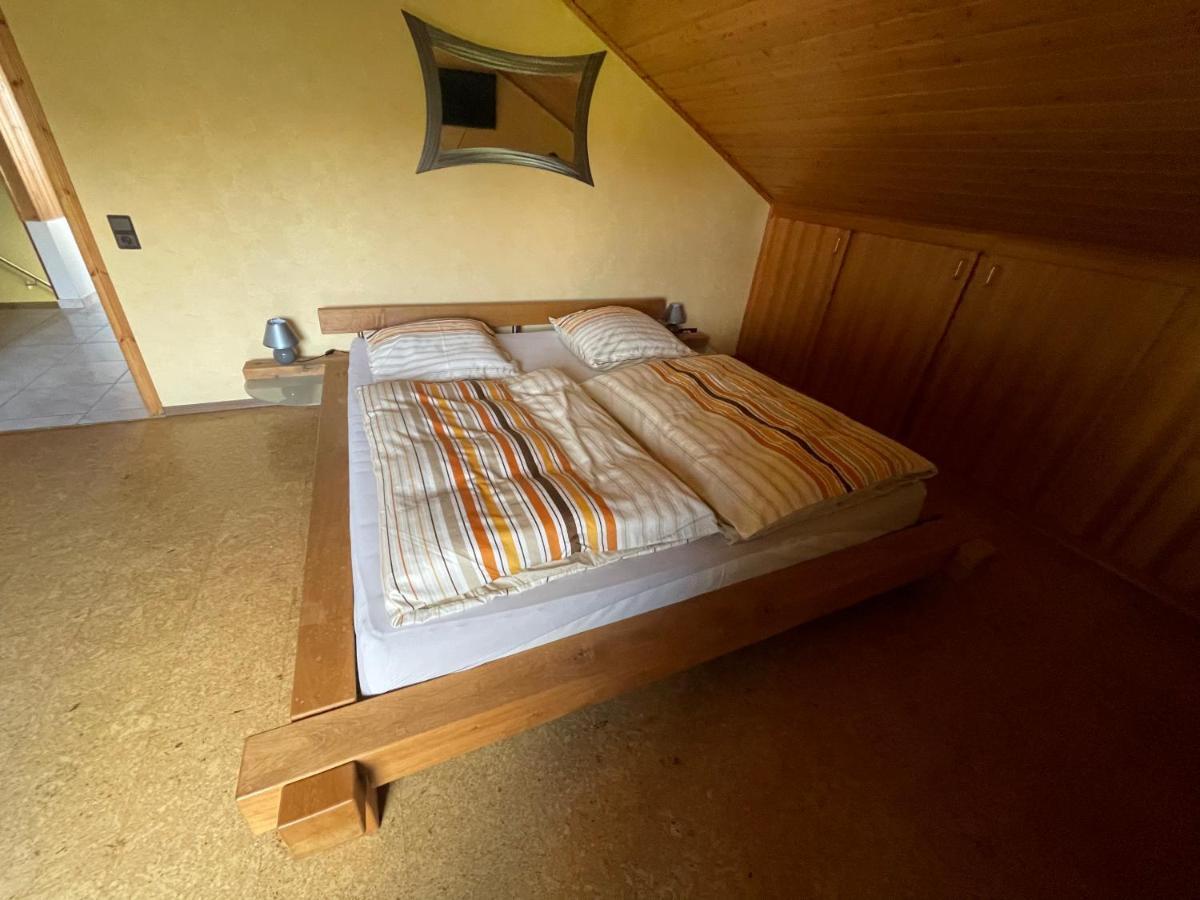 Ferienwohnung Zum Nuerburgring Munk Exteriör bild